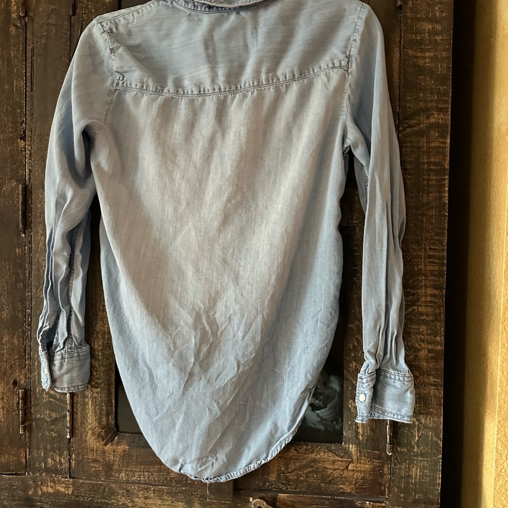 Lola River Light Blue Denim Button-Up Snap Shirt with Tie Waist Wild Horse Ranch - Picture 6 of 6